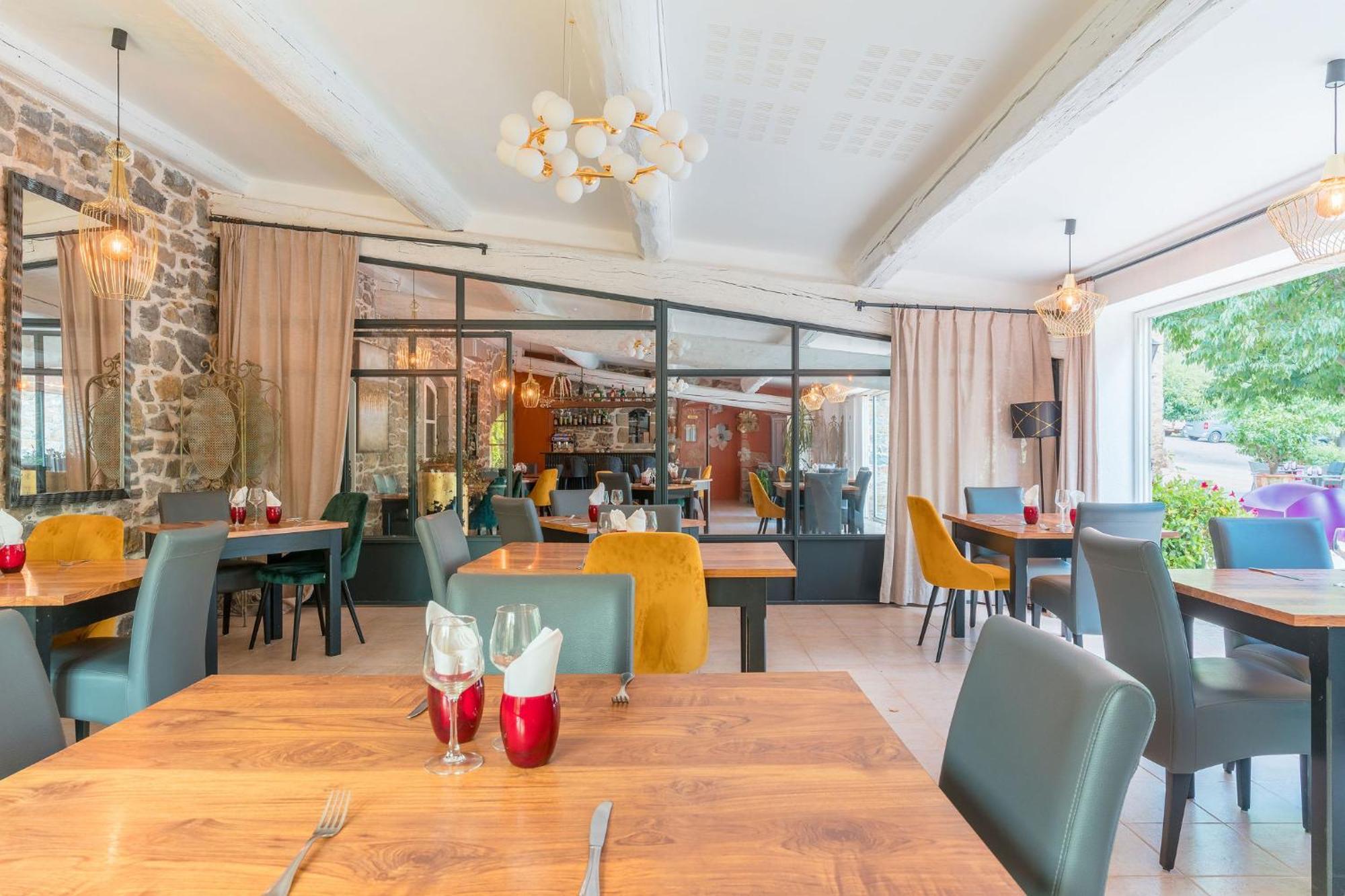 Logis Hotel Restaurant Le Pradinas Anduze Ngoại thất bức ảnh