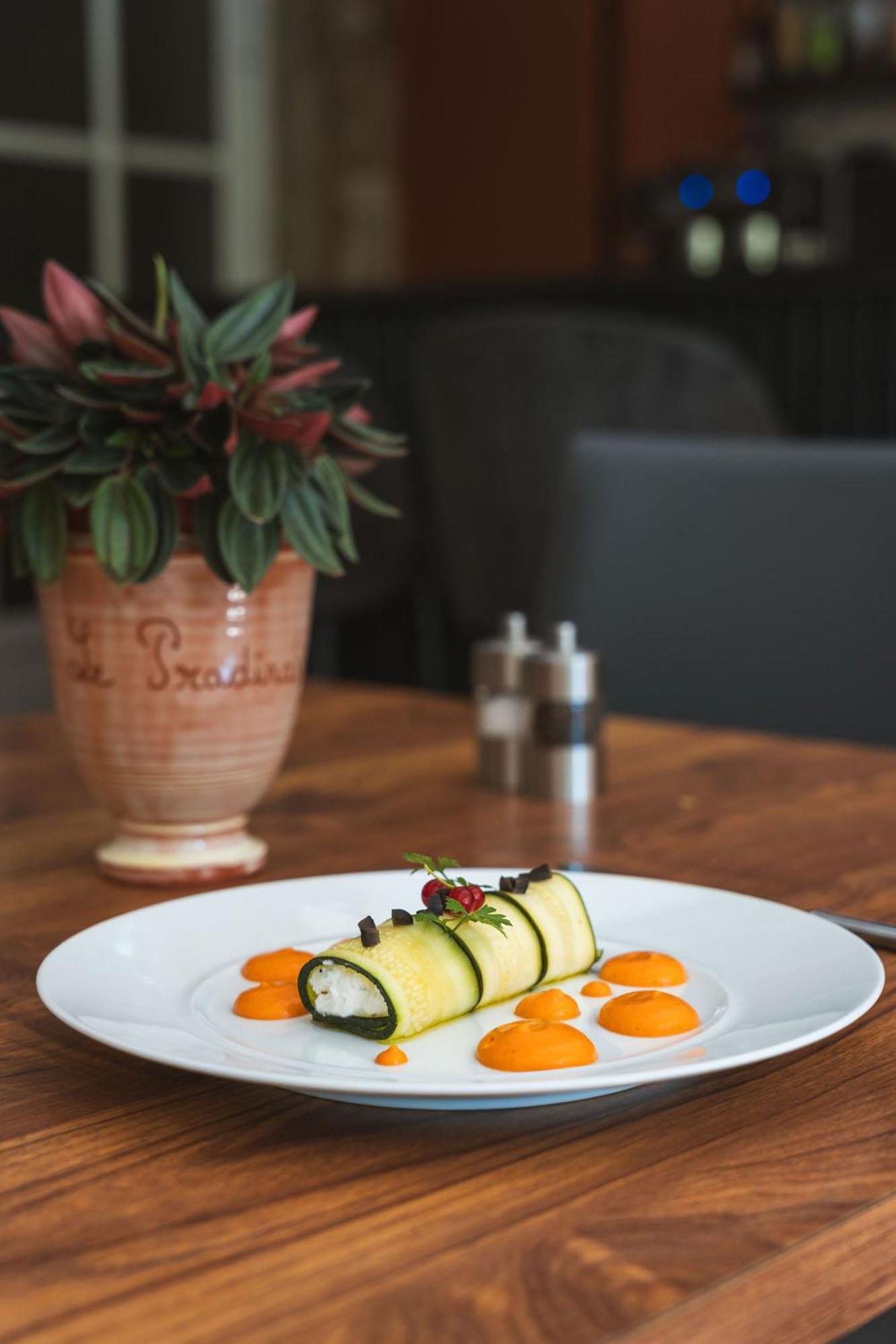 Logis Hotel Restaurant Le Pradinas Anduze Ngoại thất bức ảnh